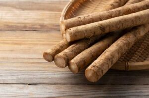 Burdock Root 1285869088 770x533 1 650x428