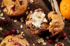 cranberry orange Muffins 812055154 770x533 1 650x428