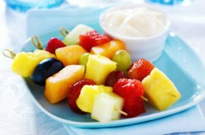 fruitKabobs 466958682 770x533 1 650x428