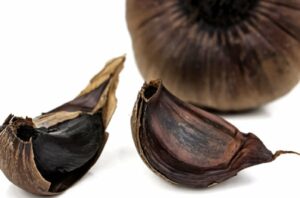 BlackGarlic 1344753665 770x533 1 650x428