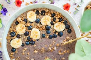 BlueberrySmoothieBowl AD 770x533 1 650x428