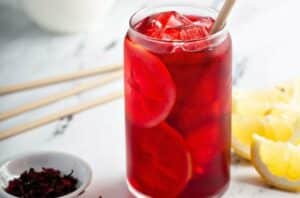 HibiscusTea 1351167352 770x533 1 650x428