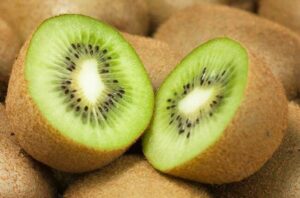 Kiwi Skin 92185664 770x533 1 650x428