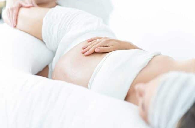 Prenatal Massage 1251575481 770x533 1