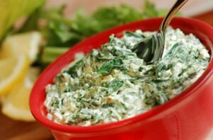 SpinachArtichokeDip 650x428