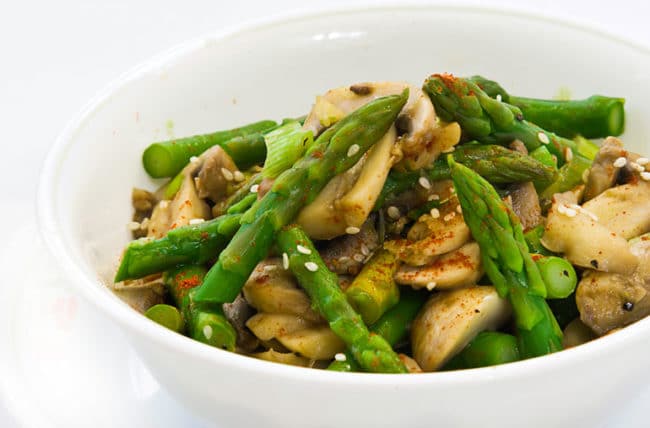 asparagusMushroomSesameStirFry 184129221 770x553 1