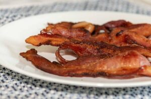 baconCholesterol MC 70720 770x533 1 650x428