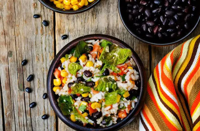 blackBeanTomatoCornSalad 487507554 770x553