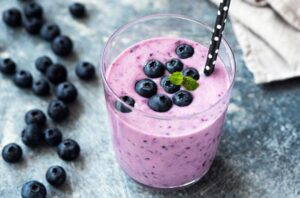 blueberryShake 1156323059 770x533 1 650x428