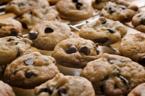 choc chip cookies 650x428