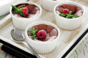 chocolateSouffleCups 1089330300 770x533 1 650x428