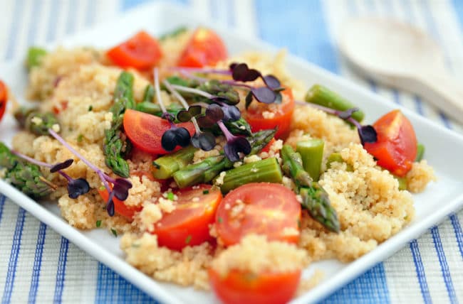 couscousAparagusTomatoes 170553313 770x533 1