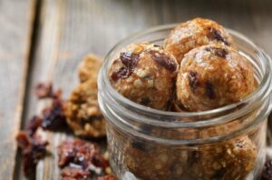 cranberry Oat peanut Butter Energy Balls 1177319201 770x533 1 650x428