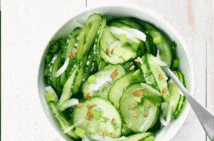 cucumber Sesame Salad 521040363 770x553 1 650x428