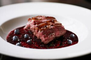 duckBlueberrySauce 142941166 770x553 650x428