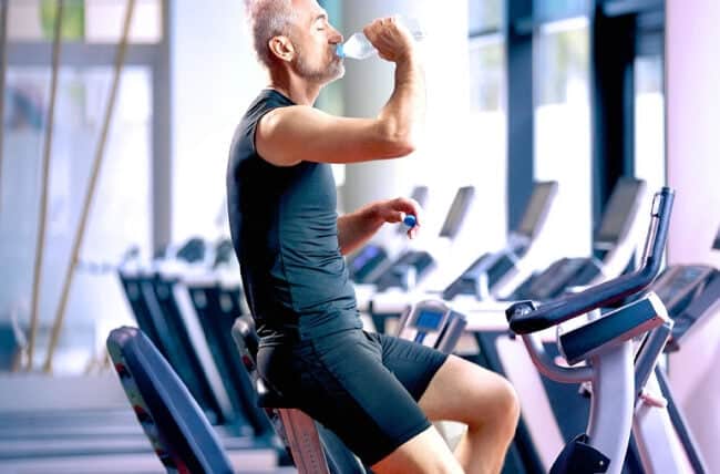 exercise Bike Drink Water 1321013365 770x533 1