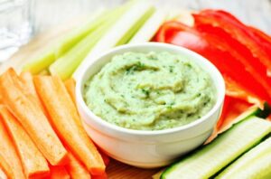 garden chive Bean Dip Veggies 51660213 770x533 1 650x428