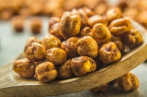 roastedChickpeas 1161601499 770x533 1 650x428