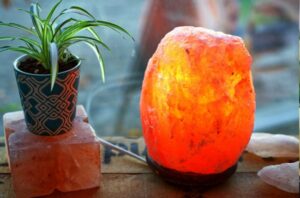 saltLamp 1052182502 770x533 1 650x428