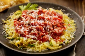 spaghettiSquashTomatoes 493181834 770x533 1 650x428