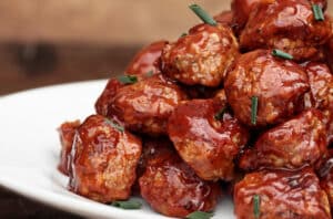 sweetSourTurkeyMeatballs 539219878 770x553 1 650x428