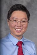 Alexander Kim, John Hopkinsi lastehaigla doktor. 